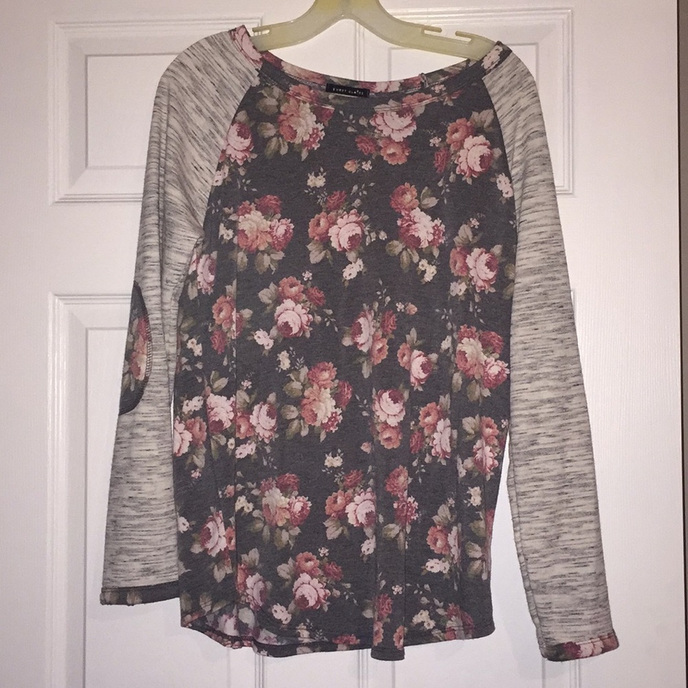 Floral top
